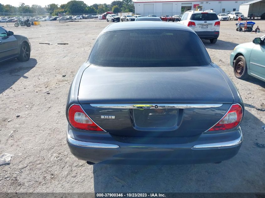 2007 Jaguar Xj Xj8 L VIN: SAJWA79B97SH11946 Lot: 37900346