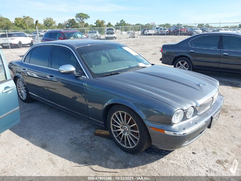 2007 Jaguar Xj Xj8 L VIN: SAJWA79B97SH11946 Lot: 37900346