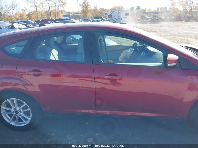 1FADP3K22FL239611 2015 Ford Focus Se
