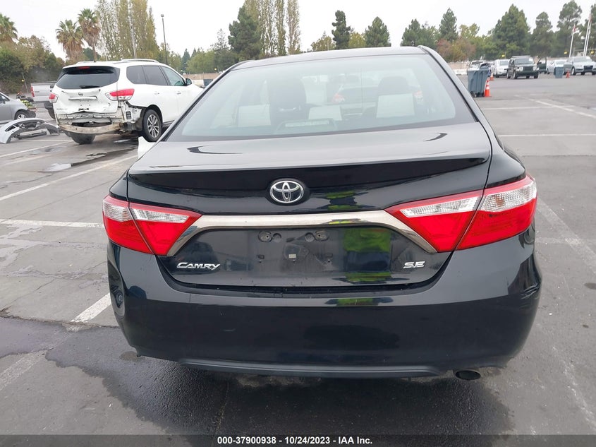 4T1BF1FK3HU363981 2017 Toyota Camry Se