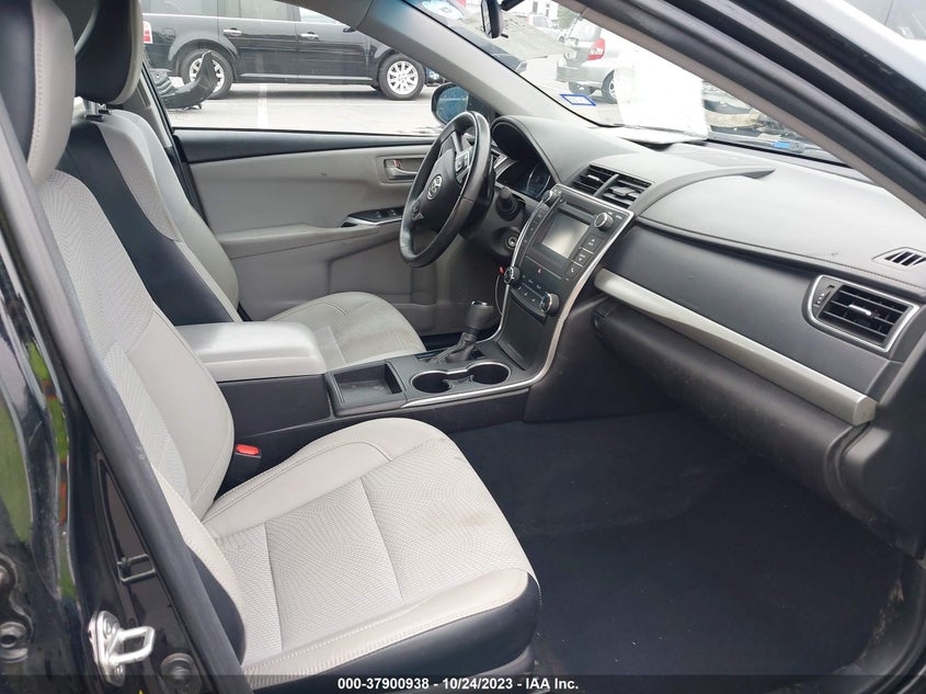 4T1BF1FK3HU363981 2017 Toyota Camry Se