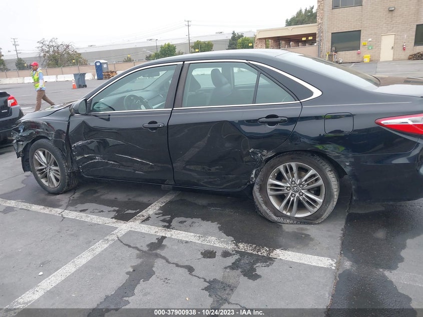 4T1BF1FK3HU363981 2017 Toyota Camry Se