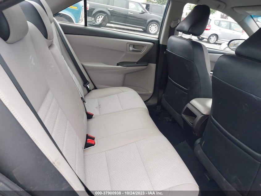 4T1BF1FK3HU363981 2017 Toyota Camry Se