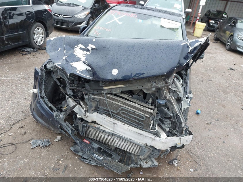 2014 MERCEDES-BENZ C 250 SPORT/LUXURY - WDDGF4HB2EG222828