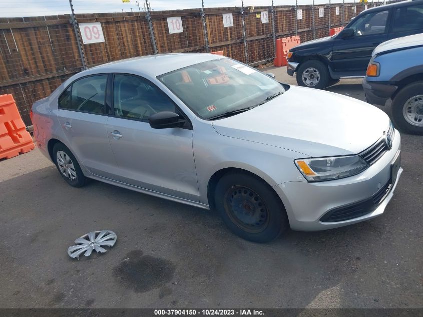 2013 Volkswagen Jetta 2.0L S VIN: 3VW1K7AJ3DM211871 Lot: 37904150