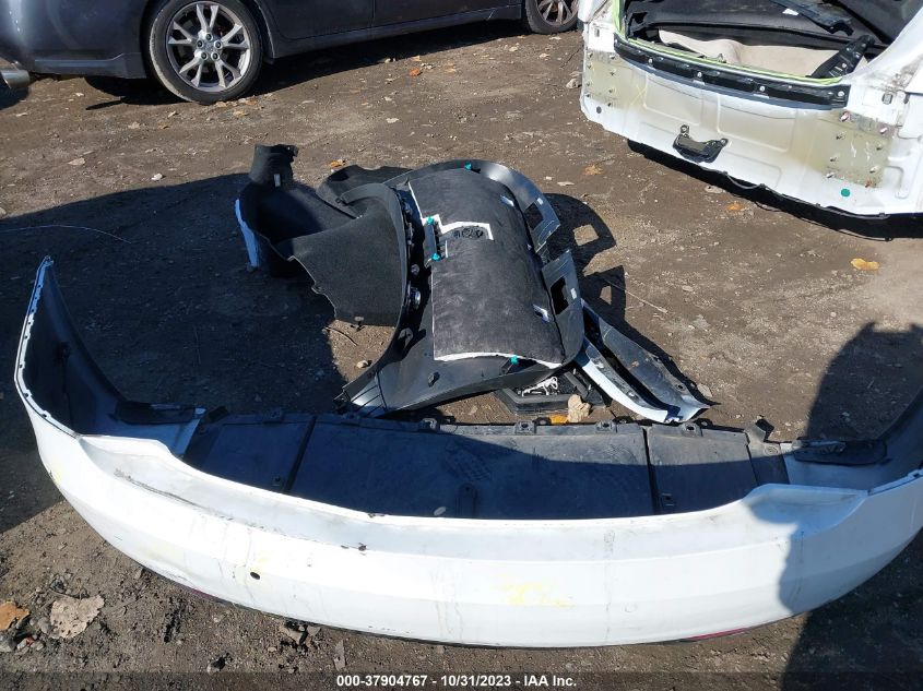 2019 Tesla Model S VIN: 5YJSA1E22KF337277 Lot: 37904767