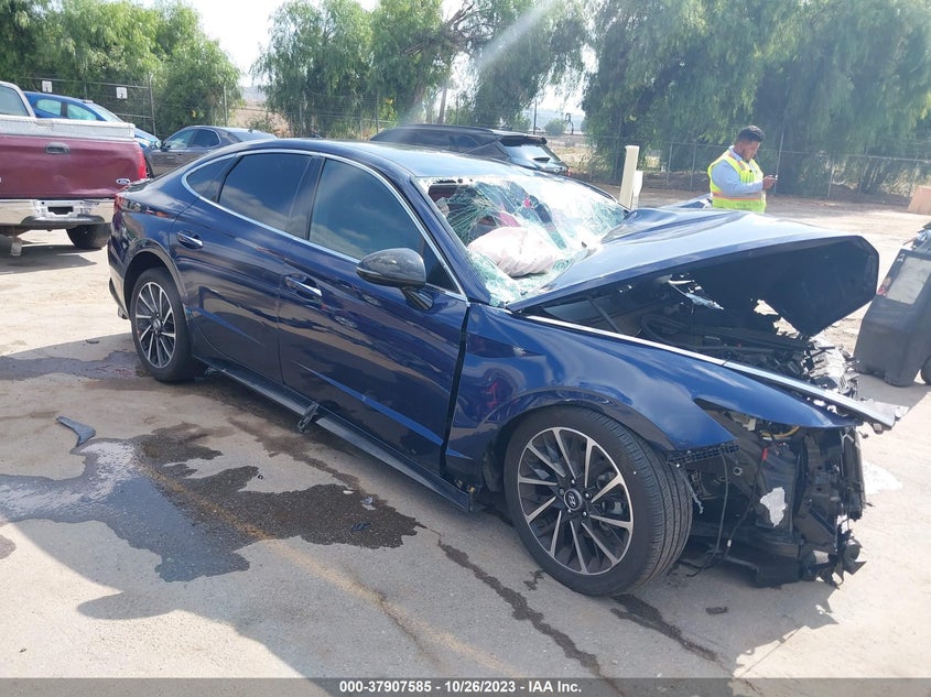 HYUNDAI SONATA SEL PLUS