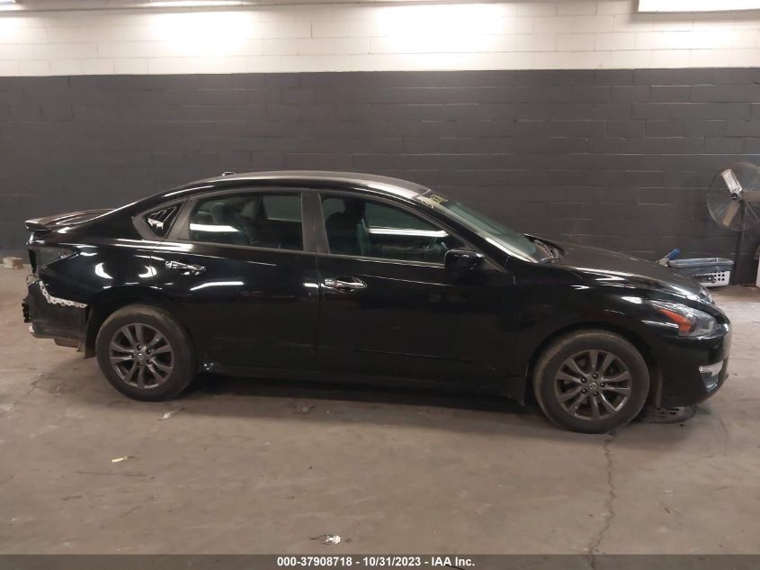 2015 Nissan Altima 2.5 S VIN: 1N4AL3AP9FC487009 Lot: 37908718