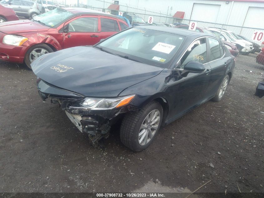 2019 Toyota Camry Le VIN: 4T1B11HK0KU279751 Lot: 37908732