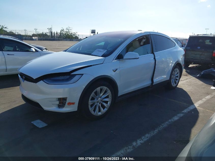 2020 Tesla Model X Long Range VIN: 5YJXCBE29LF234851 Lot: 37909111