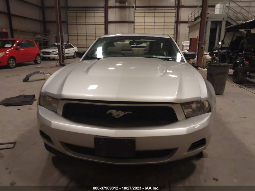 2012 Ford Mustang V6 VIN: 1ZVBP8AMXC5285766 Lot: 37909312