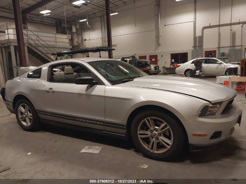 2012 Ford Mustang V6 VIN: 1ZVBP8AMXC5285766 Lot: 37909312