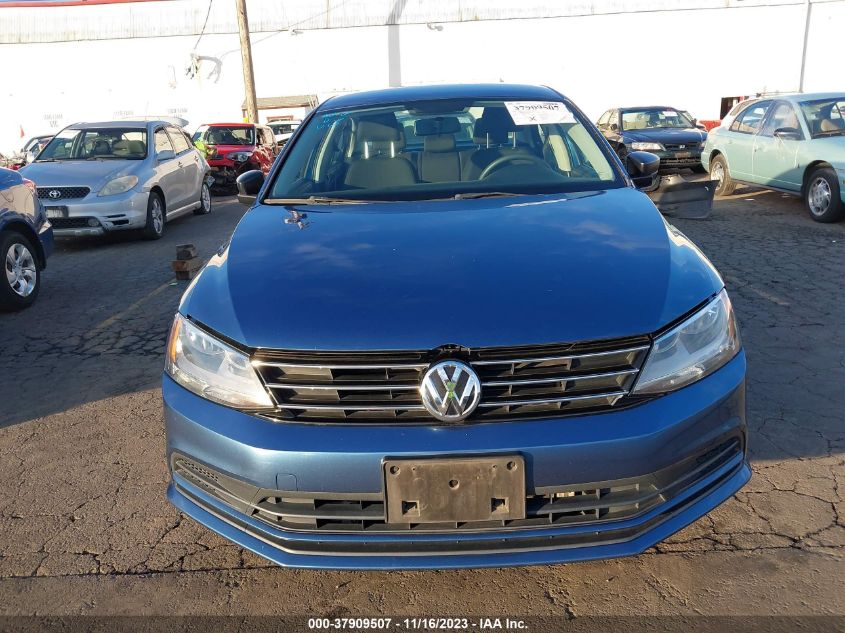 2015 Volkswagen Jetta Sedan 2.0L S VIN: 3VW2K7AJ5FM334918 Lot: 37909507