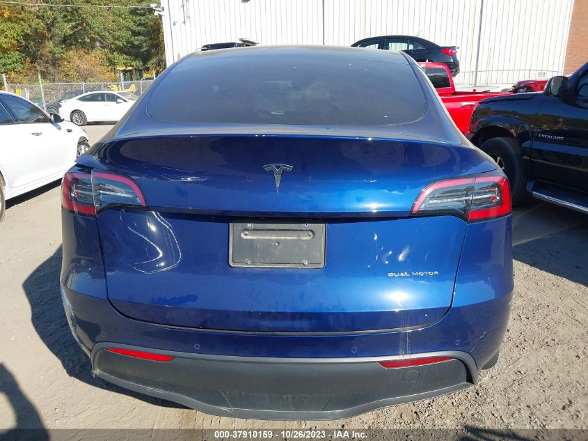 2022 Tesla Model Y Long Range Dual Motor All-Wheel Drive VIN: 7SAYGDEE4NF416137 Lot: 37910159