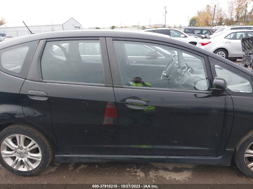 2010 Honda Fit Sport VIN: JHMGE8H43AS024240 Lot: 37910218