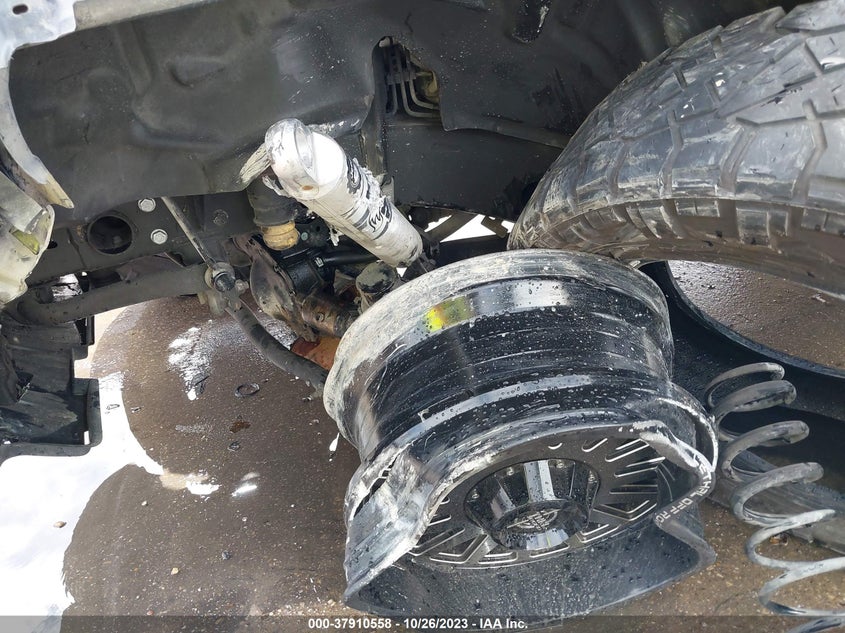 1C4HJXEN8JW331534 2018 Jeep Wrangler Unlimited Sahara