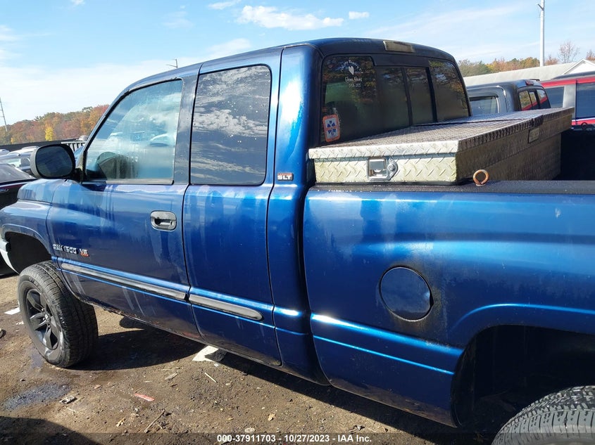 2001 Dodge Ram 1500 VIN: 3B7HF13YX1G806854 Lot: 37911703