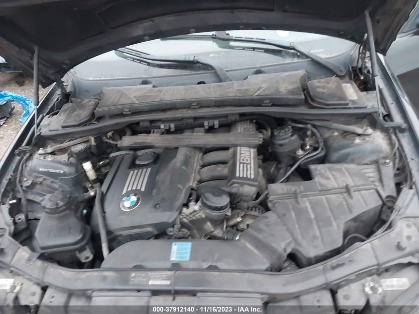 2009 BMW 328I VIN: WBAPH77509NM28973 Lot: 37912140