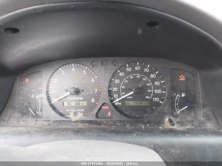 2002 Chevrolet Prizm Lsi VIN: 1Y1SK52872Z422375 Lot: 37912284