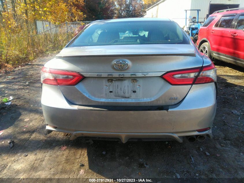 2018 Toyota Camry Le/Se/Xle/L VIN: 4T1B11HK1JU528380 Lot: 37912931