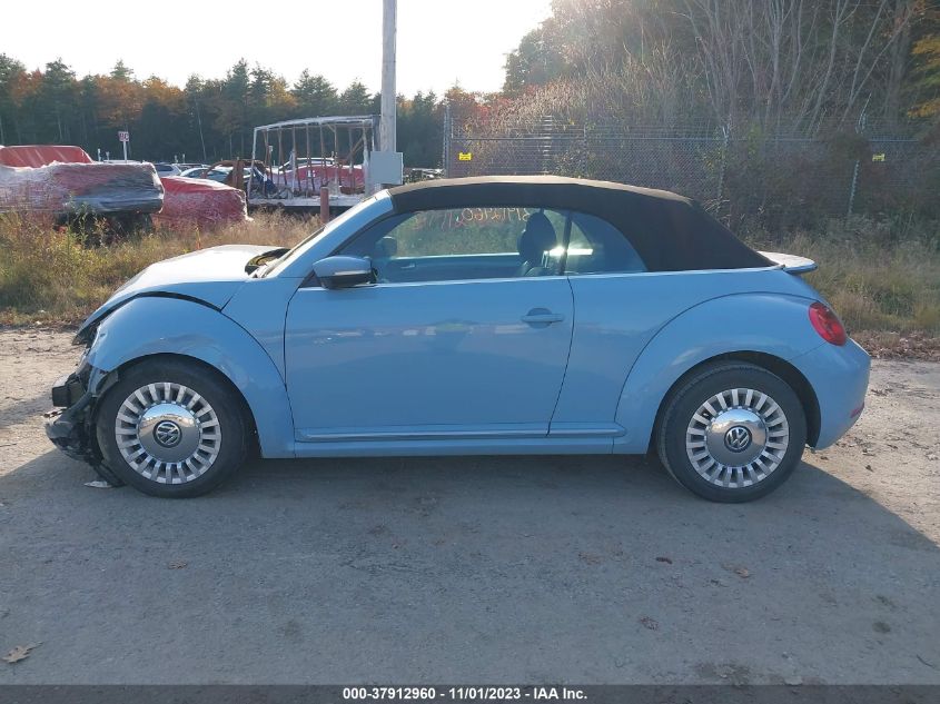 2014 Volkswagen Beetle Convertible 1.8T VIN: 3VW517AT6EM818855 Lot: 37912960