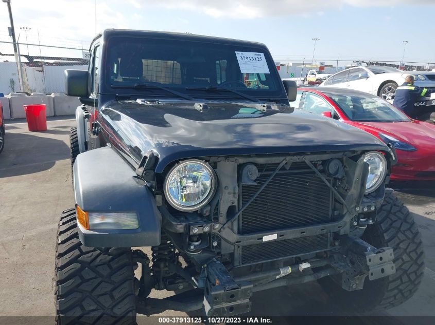 2018 Jeep Wrangler Unlimited Sport S VIN: 1C4HJXDGXJW154178 Lot: 37913125