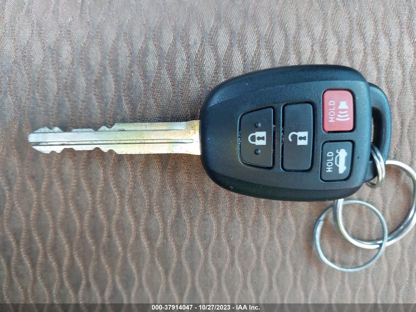 2016 Toyota Corolla Le VIN: 2T1BURHE5GC679250 Lot: 37914047