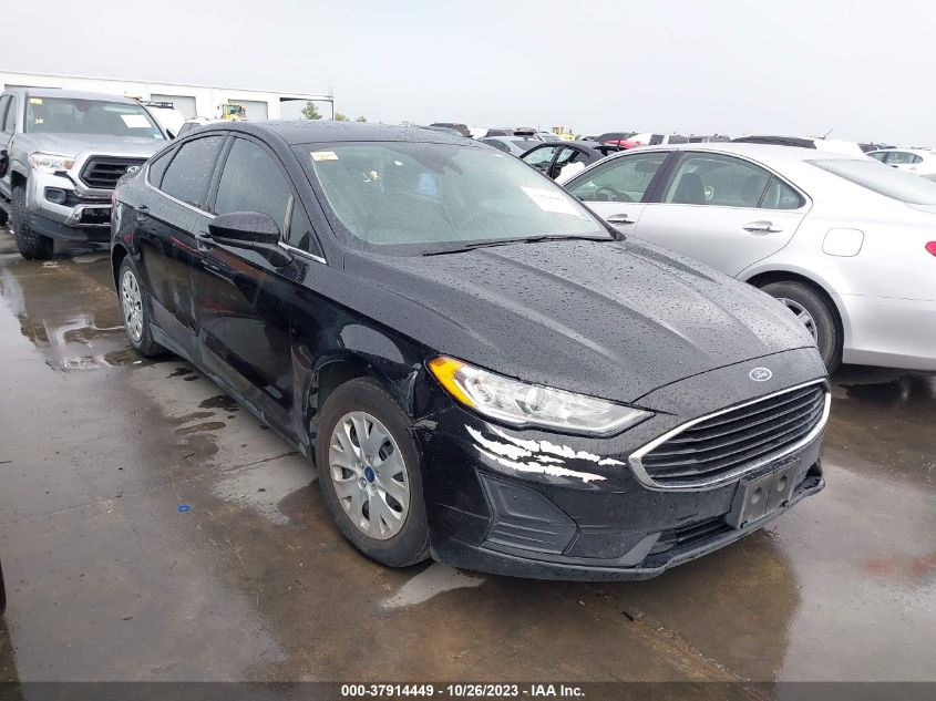 2020 Ford Fusion S VIN: 3FA6P0G76LR247560 Lot: 37914449