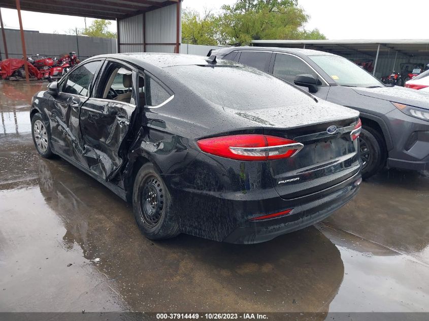 2020 Ford Fusion S VIN: 3FA6P0G76LR247560 Lot: 37914449