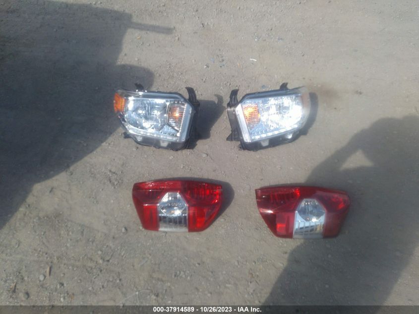 2016 Toyota Tundra 4Wd Truck Platinum/1794 VIN: 5TFAY5F14GX509262 Lot: 37914589