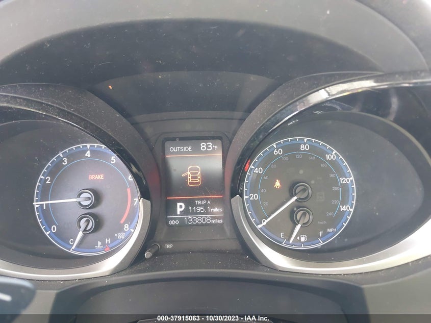 2015 Toyota Corolla S Plus VIN: 5YFBURHE8FP282842 Lot: 37915063