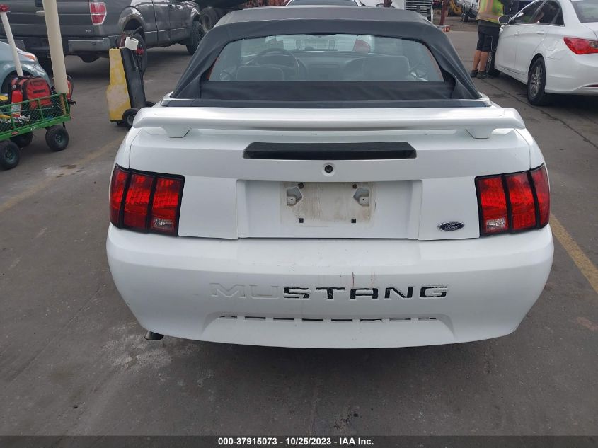 2000 Ford Mustang VIN: 1FAFP4442YF166108 Lot: 37915073