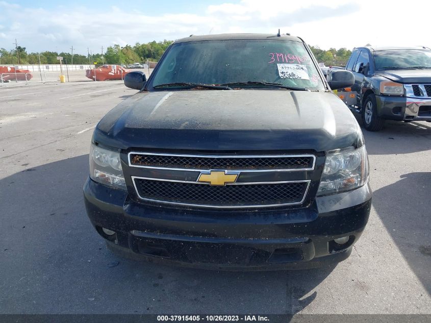 2013 Chevrolet Suburban Lt VIN: 1GNSCJE04DR304648 Lot: 37915405