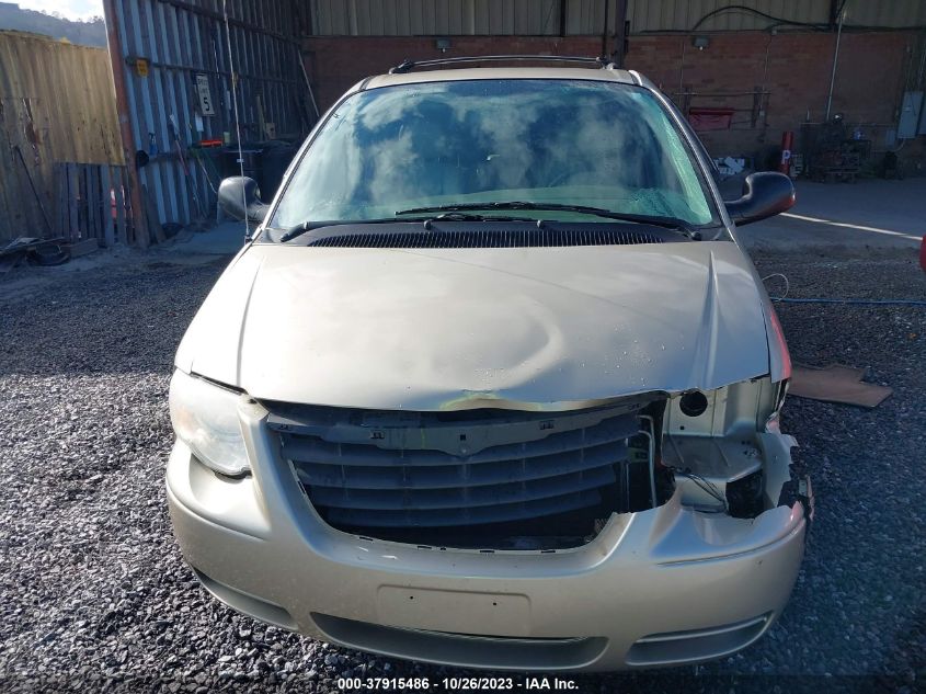 2005 Chrysler Town & Country Touring VIN: 2C4GP54L05R282052 Lot: 37915486