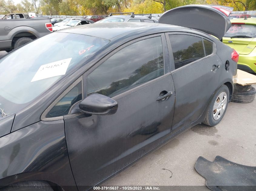 2015 Kia Forte Lx VIN: KNAFK4A66F5335576 Lot: 37915637