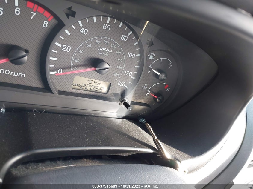 2005 Hyundai Accent Gls VIN: KMHCG45C15U623917 Lot: 37915689