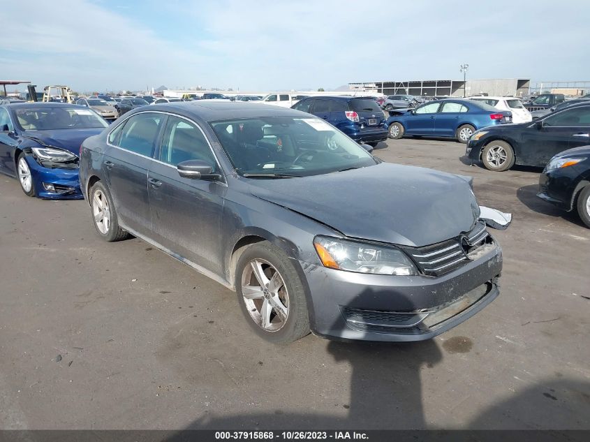 2013 Volkswagen Passat Se W/Sunroof VIN: 1VWBP7A32DC036022 Lot: 37915868