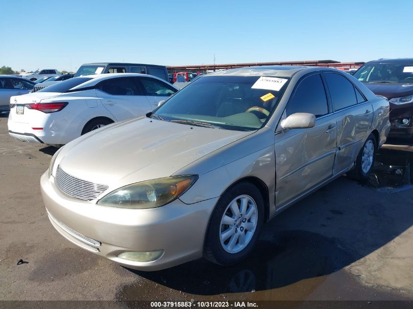 2004 Toyota Camry Le/Xle VIN: 4T1BF30K94U583849 Lot: 37915883