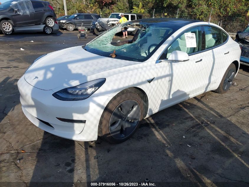 2019 Tesla Model 3 Long Range/Performance VIN: 5YJ3E1EB2KF406803 Lot: 37916056