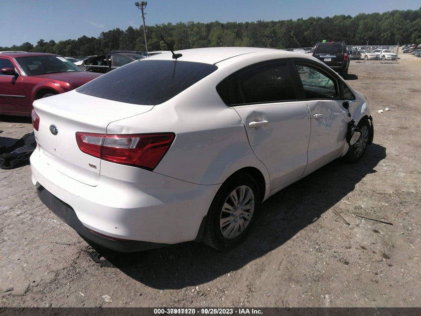 2016 KIA RIO auction photo 4