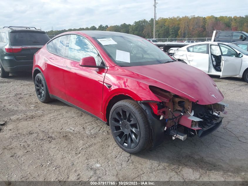 7SAYGDEE4PF707613 2023 Tesla Model Y