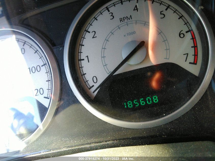 2008 Chrysler Town & Country Limited VIN: KNDCB3LC5J5204196 Lot: 37918274