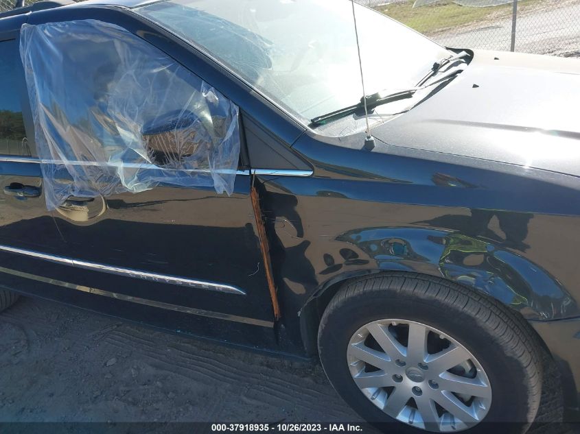 2013 Chrysler Town & Country Touring VIN: 2C4RC1BGXDR517476 Lot: 37918935