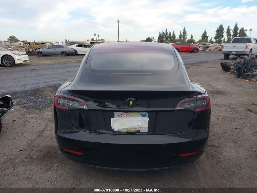 2018 Tesla Model 3 VIN: 5YJ3E1EA8JF040299 Lot: 37918990