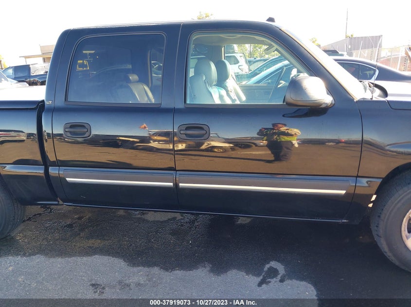 2005 Chevrolet Silverado 1500 Lt VIN: 2GCEC13T551261158 Lot: 37919073