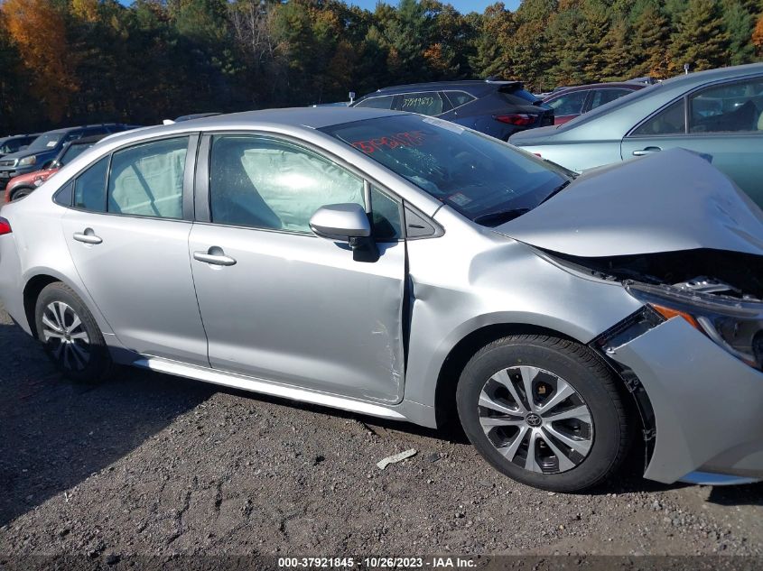 2022 Toyota Corolla Hybrid Le VIN: JTDEAMDE3NJ055950 Lot: 37921845