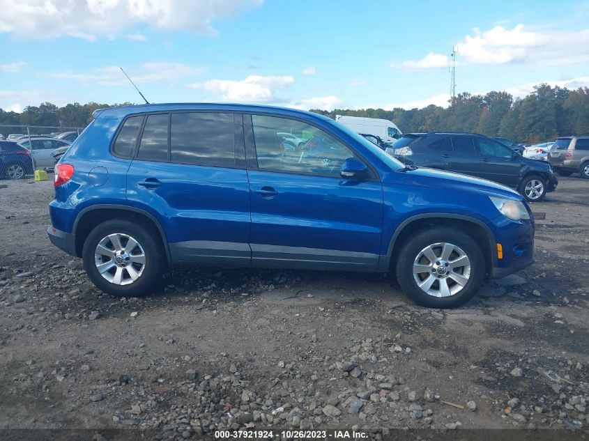 2009 Volkswagen Tiguan S/Se/Sel/Se W/Leather VIN: WVGAV75N79W510208 Lot: 37921924