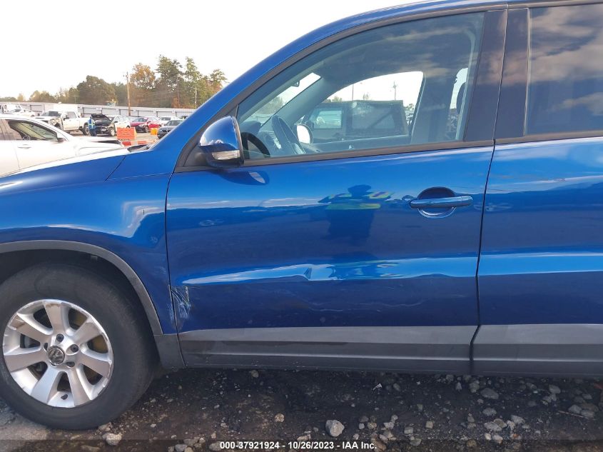 2009 Volkswagen Tiguan S/Se/Sel/Se W/Leather VIN: WVGAV75N79W510208 Lot: 37921924