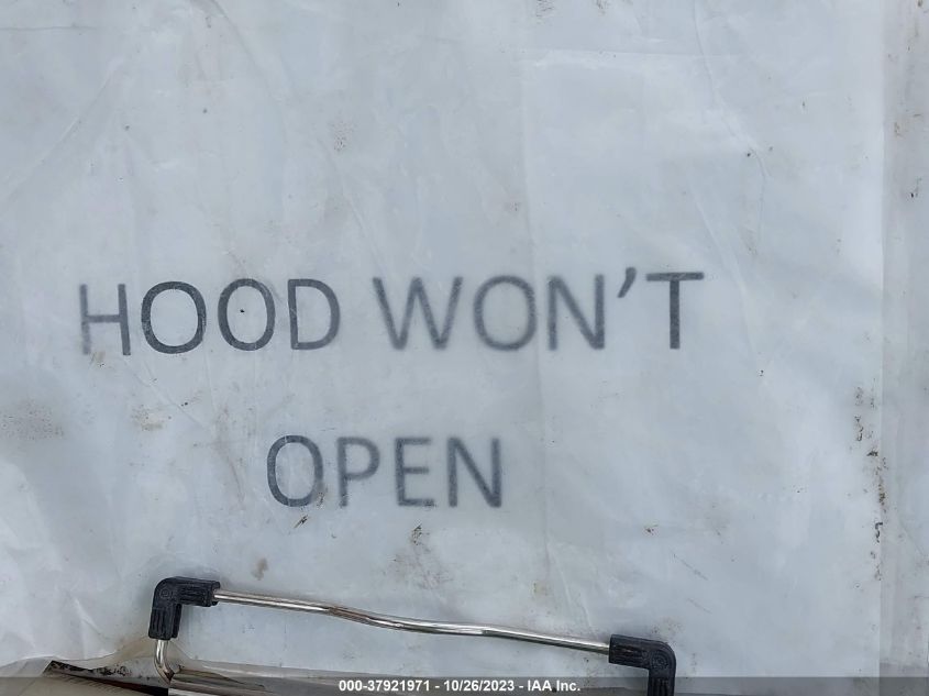 1998 Mercedes-Benz E-Class VIN: WDBJF65F4WA531402 Lot: 37921971