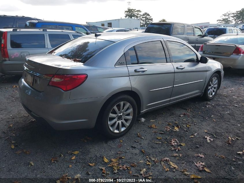 2013 Chrysler 200 Touring VIN: 1C3CCBBB0DN666173 Lot: 37922094